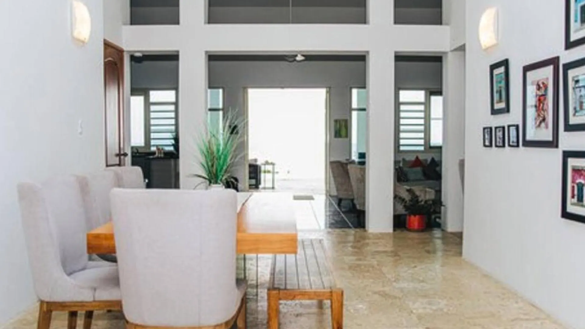 Spacious With Plenty Of Shared Space For Groups Camaceyes